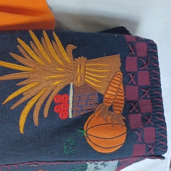 CAPACITY Bird House Daisy Pumpkin Cat Fall Sweater Button Up Vest Sz M Halloween - Picture 2 of 9